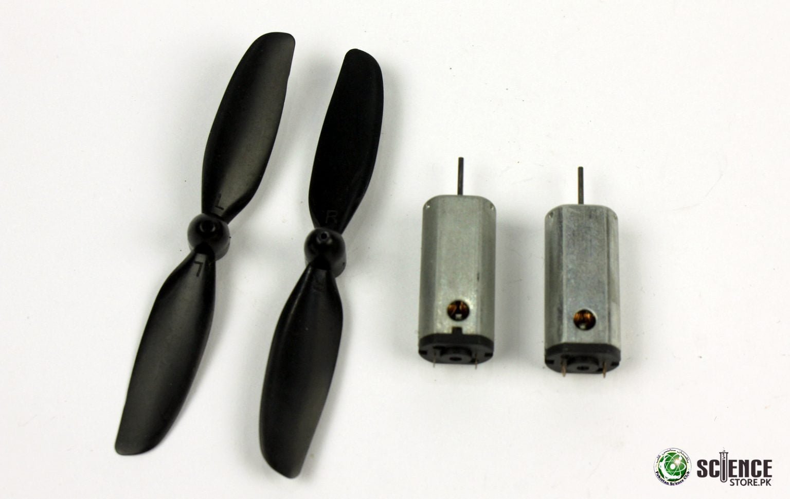 Pair of DC High RPM Motor with Helicopter Propeller for RC Quadcopter