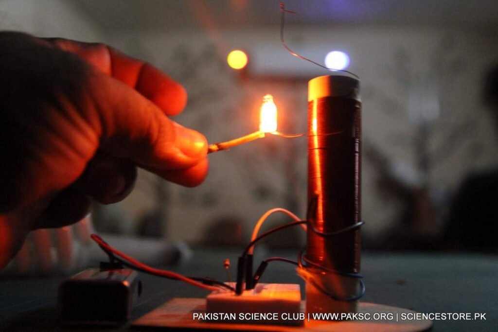 diy tesla coil tower neon bulb testing